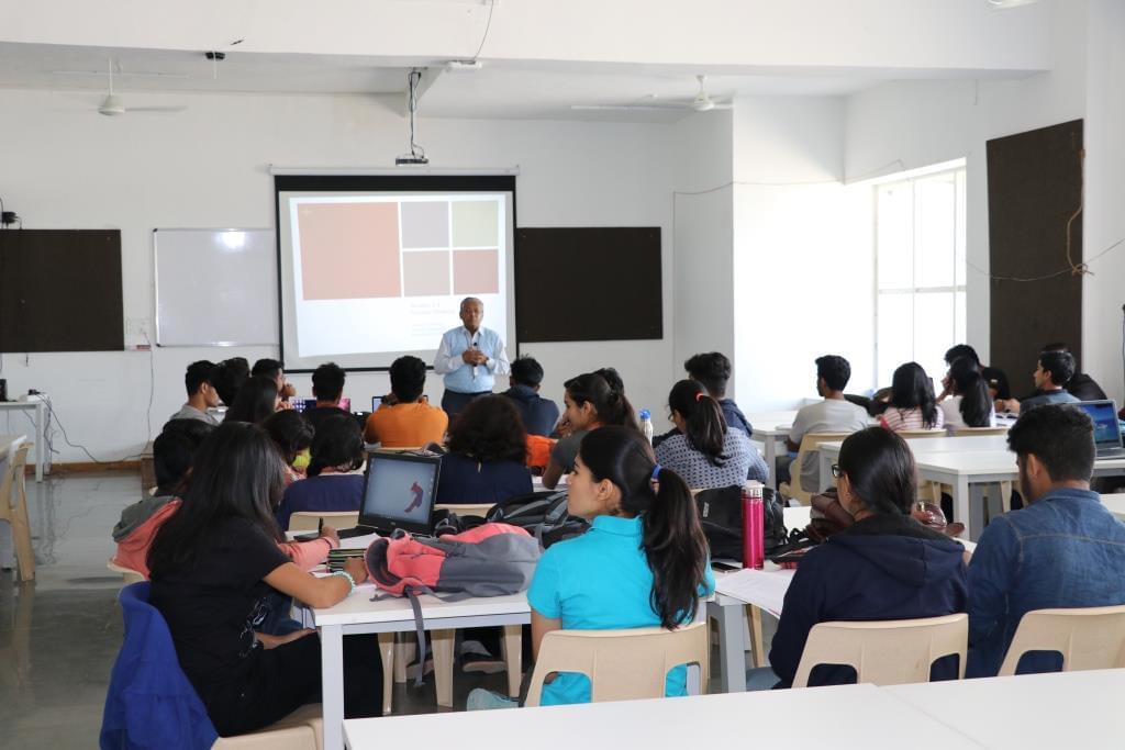 Avantika University Ujjain Labs and Studios photo 5